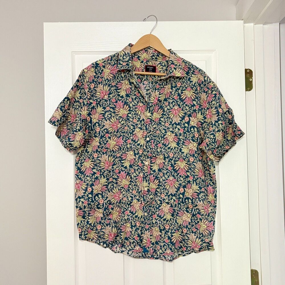 UNTUCKit Shirt Mens L Blue Floral Short Sleeve Linen Button-Up Beach Hawaiian